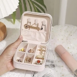 自定义生辰花迷你珠宝收纳盒 便携式旅行珠宝盒（白色） (3)
