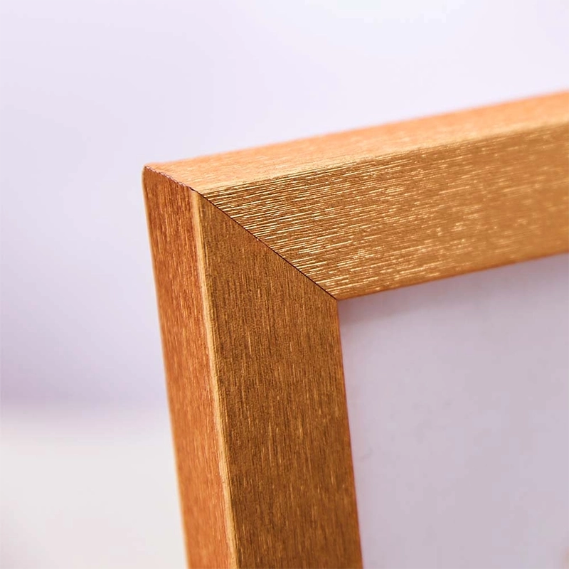 个性化定制仿金属相框摆件 - 经典金色专属定制您的珍贵时刻 (7) 个性化定制仿金属相框摆件 - 经典金色专属定制您的珍贵时刻 (7)