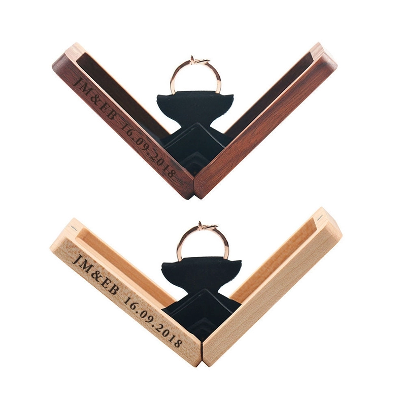 个性化薄旋转订婚戒指盒-木质订婚戒指盒 周年纪念礼物 (6) 个性化薄旋转订婚戒指盒-木质订婚戒指盒 周年纪念礼物 (6)